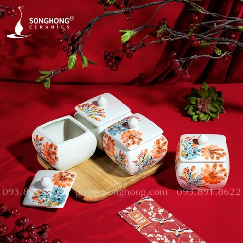 Bộ 4 Hũ Mứt Vuông Vẽ Tay M02 - Kèm Khay Gỗ