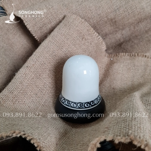 Toothpick Holder / Ống Đựng Tăm Có Nắp - M02